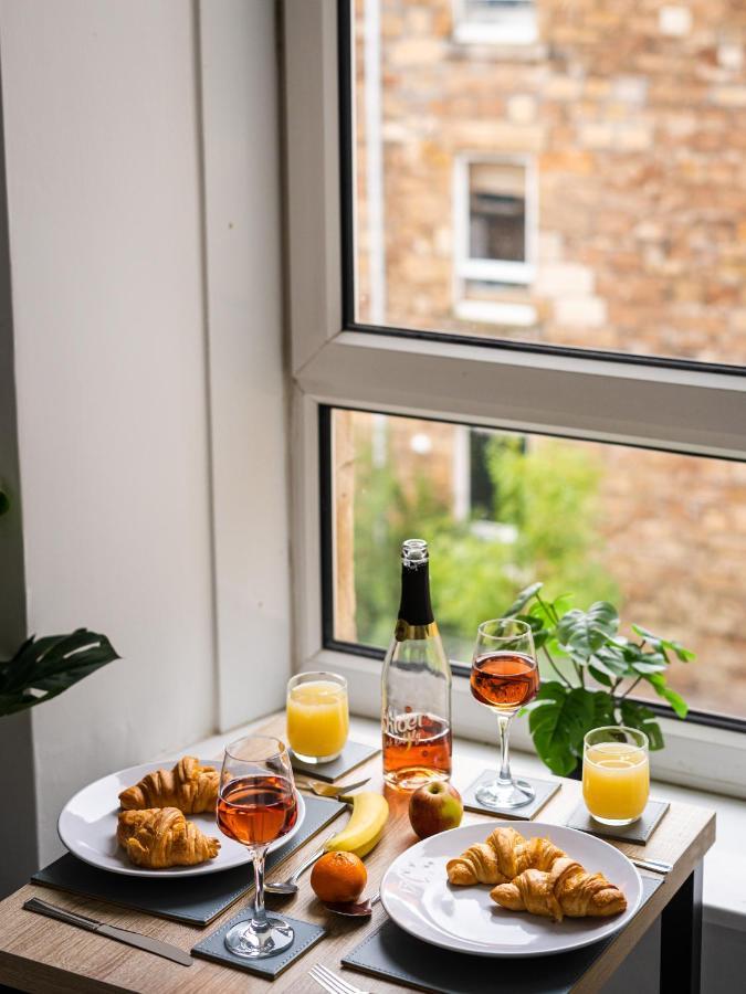 Cheerful 2 Bedroom Homely Apartment, Sleeps 6 Guest Comfy, 3X Double Bed, Parking, Free Wifi, Suitable For Business, Leisure Guest,Glasgow, Glasgow West End, Near City Centre Exterior foto